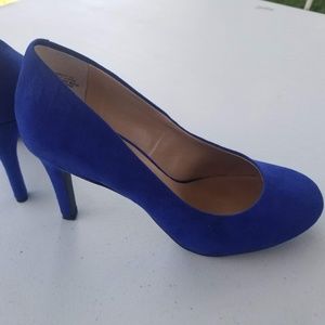 Kelly & Katie cobalt blue Wide width heels